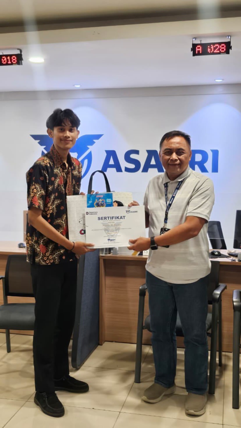 Nazar Alfarija - Penyerahan Sertifikat Magang PT ASABRI